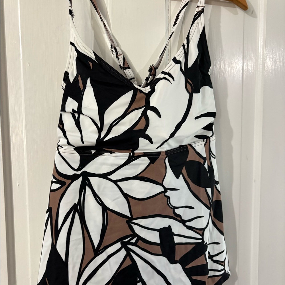 Lands' End Black White and Brown Floral V-Neck tankini